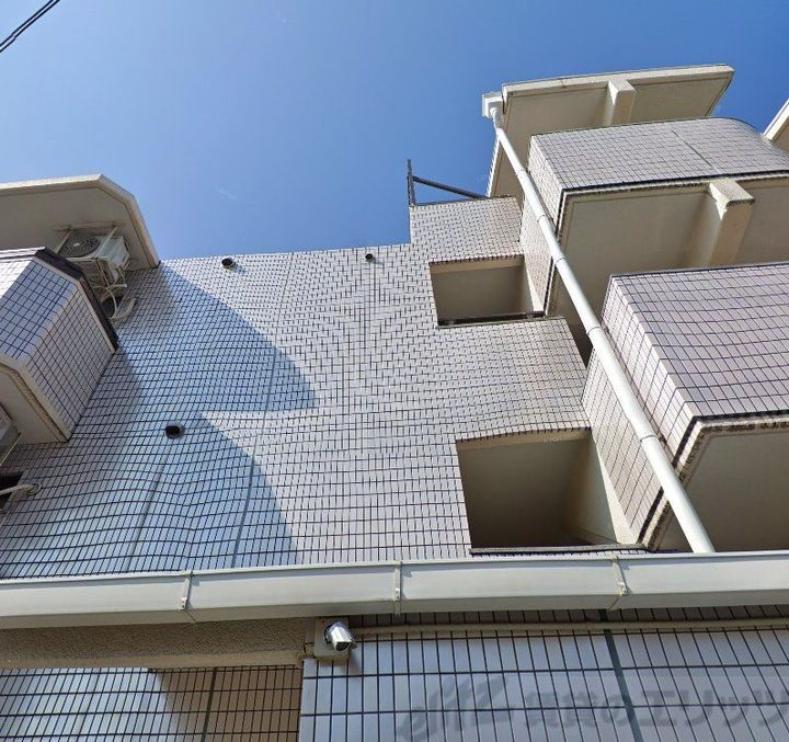 メーベルハイツ　Ｂ棟 4階建