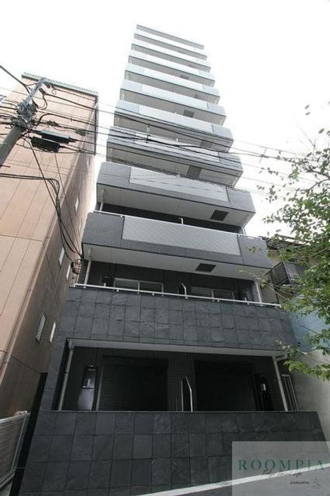 ＡＸＡＳ高田馬場 11階建