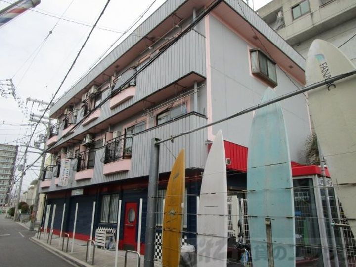 第二ハイツ富士 3階建