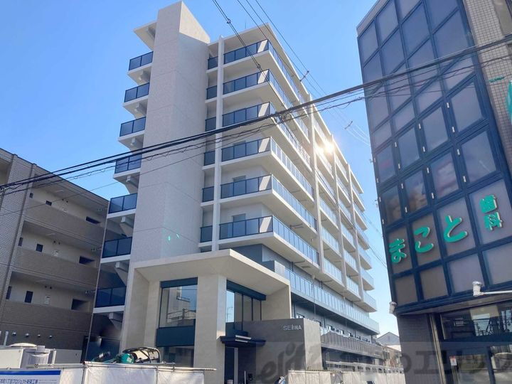 ガーデンクォーツ摂津正雀 9階建