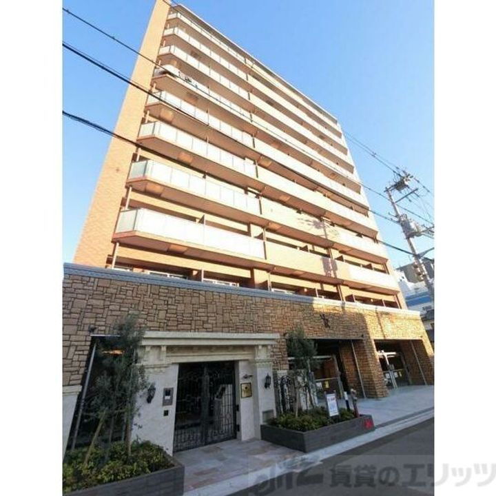 プレジオ江坂Ⅱ 10階建