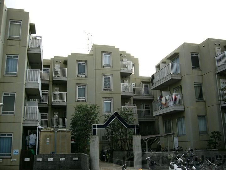 ＷＨＯ’Ｓ　ＷＨＯ　ＡＰ江口橋 4階建