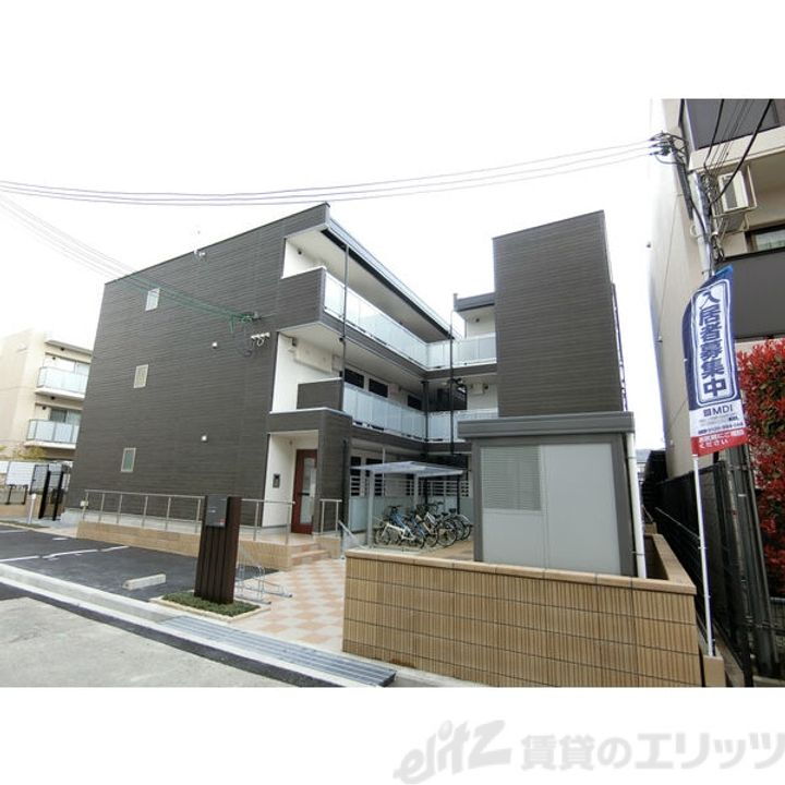 リブリ・昭和園 3階建