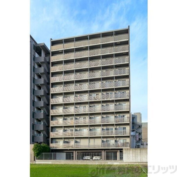 ドゥーエ江坂ＩＩ 11階建