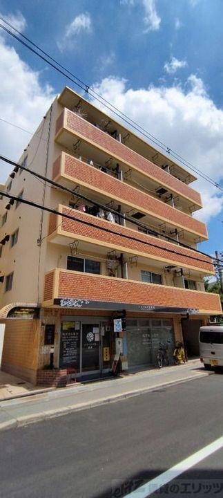 ハイツ上新第三西淡路 5階建