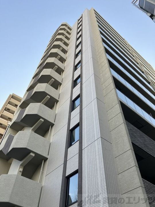 エル・セレーノ新大阪北 13階建