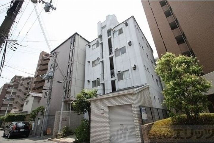 メゾン江坂