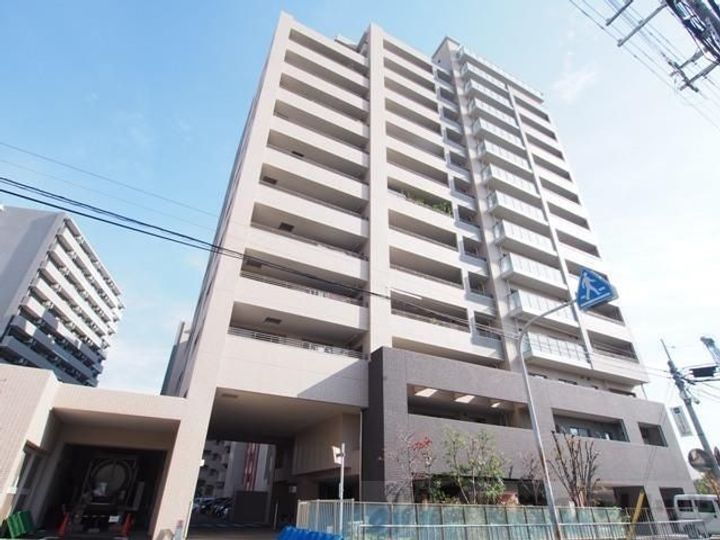 プラウド江坂 15階建