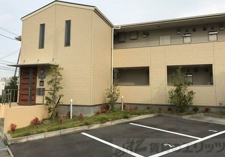 アムールＥＬ・ヨシモト 2階建