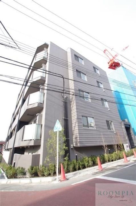 フュージョナル北赤羽 5階建