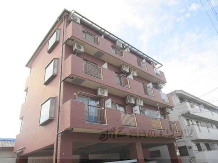 エンジェリ寿 4階建