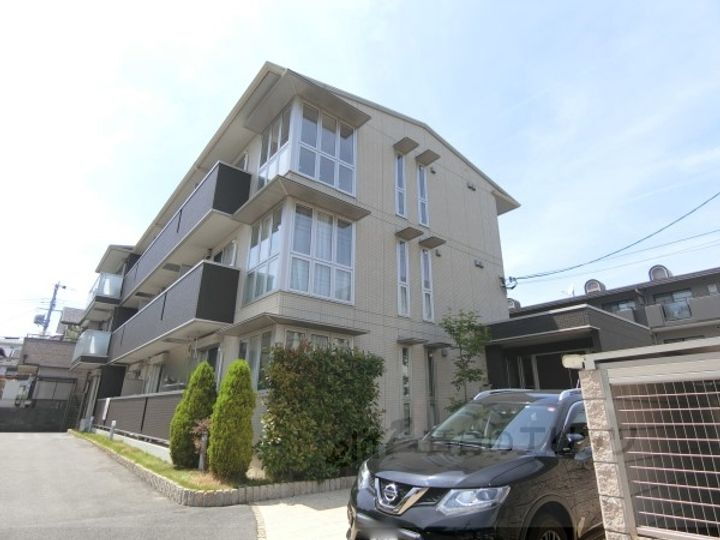 ワンモアオッツ 3階建