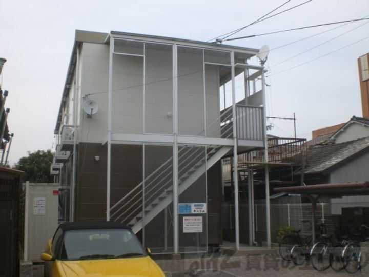レオパレス燦岸部 2階建