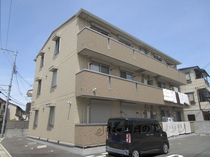 アステール 3階建
