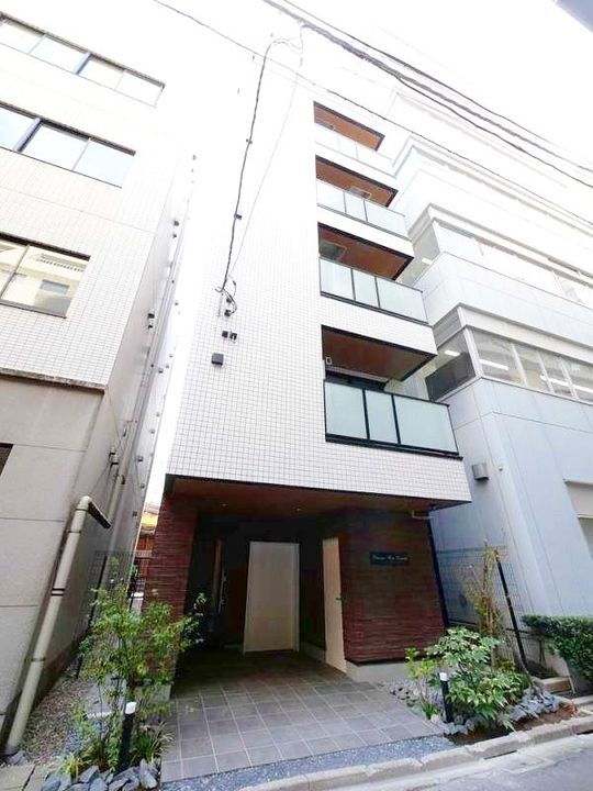 Ｃｈａｔａｉｇｎｅ　Ｆｏｒｅｔ　Ｏｔｅｍａｃｈｉ