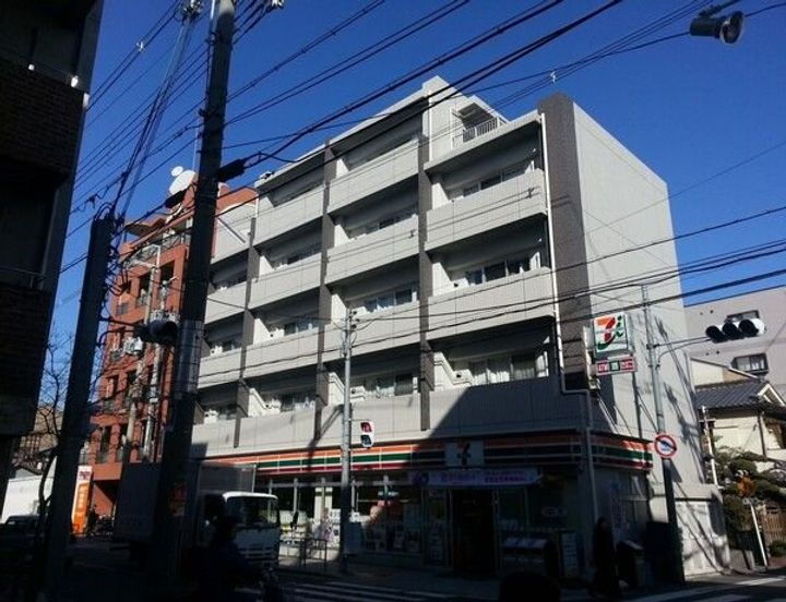 コートビレッジⅡ 5階建