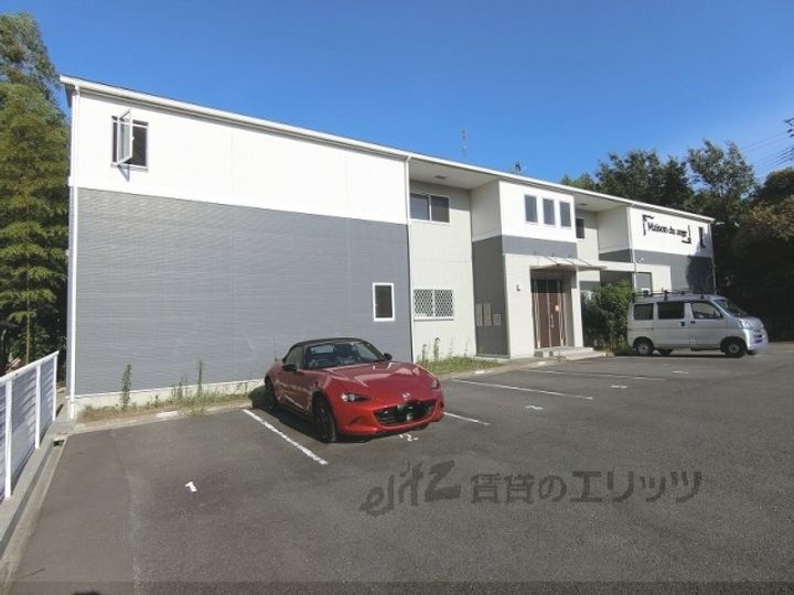 Ｍａｉｓｏｎ　ｄｕ　Ａｎｇｅ 2階建