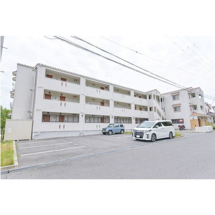 アルル三番館