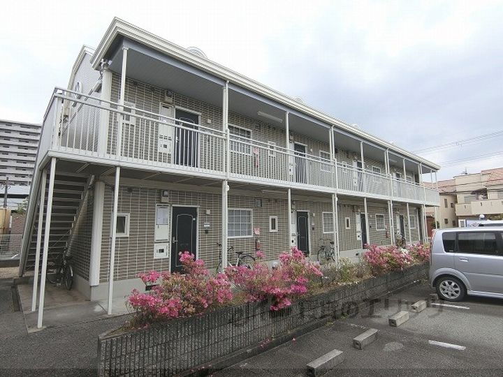 グランラフォーレ 2階建