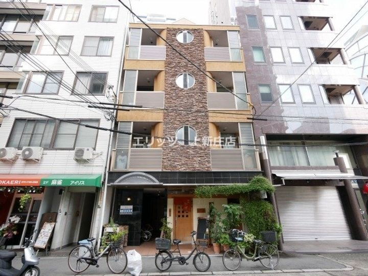 大阪府大阪市北区南扇町２－２ 賃貸マンション