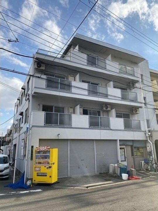 アバース豊里 4階建