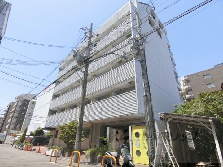 サンピラー茨木ｂｙＫ＆Ｉ 7階建