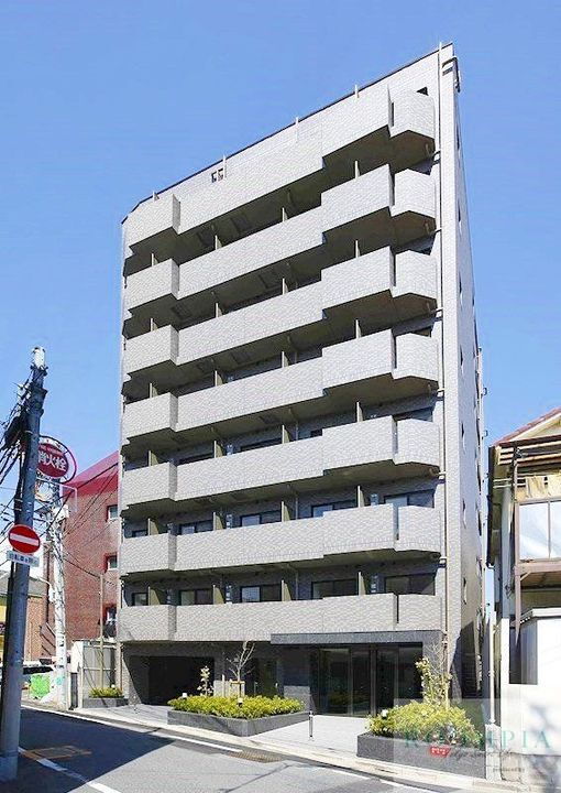 ルーブル西早稲田弐番館 8階建