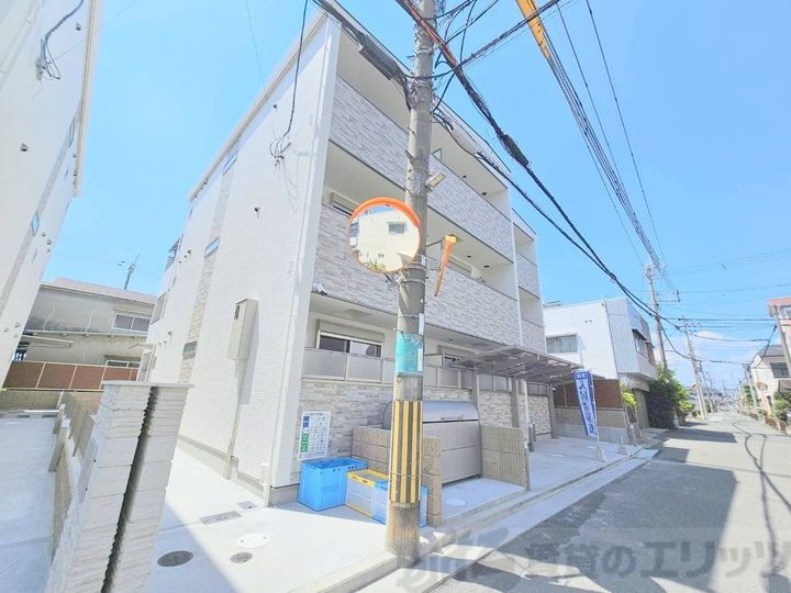ラモーナ一津屋Ⅰ 3階建