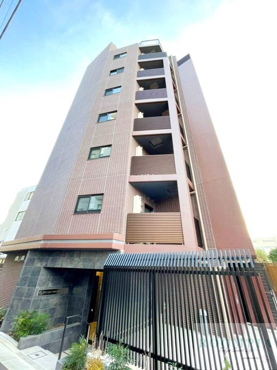 ブライズ雪谷大塚 8階建