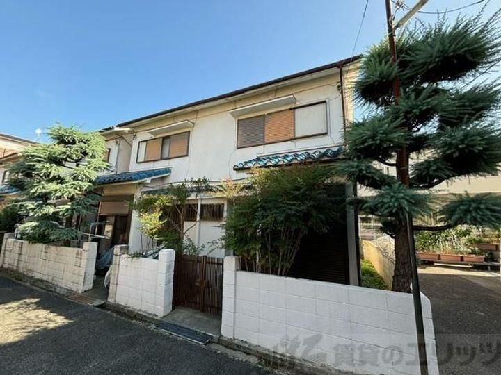 藤岡貸家 2階建