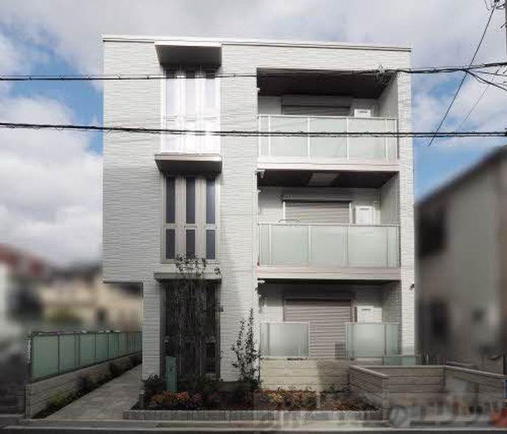 シャーメゾン広陽 3階建