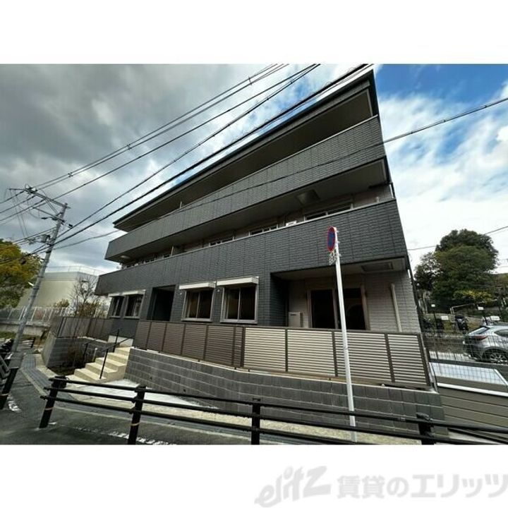 エイティー千里山田