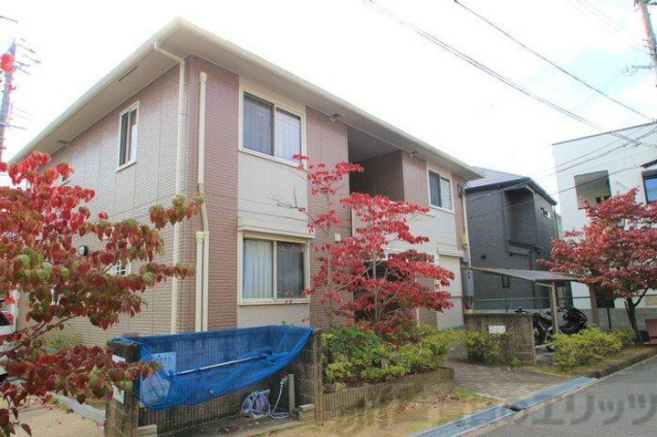 花・水・木 2階建