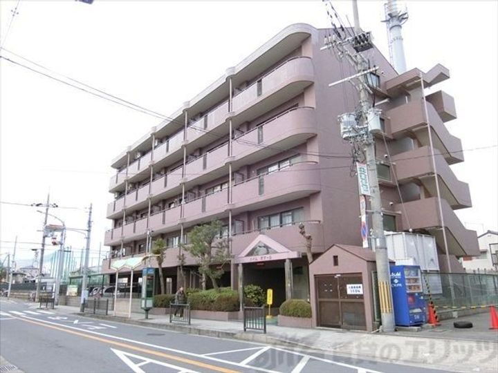 ハイムボナール 5階建