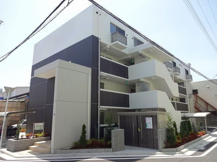 Ｌａ　Ｌｕｃｅ 4階建