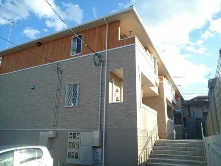 大阪府茨木市南春日丘５丁目３－５９ 賃貸アパート