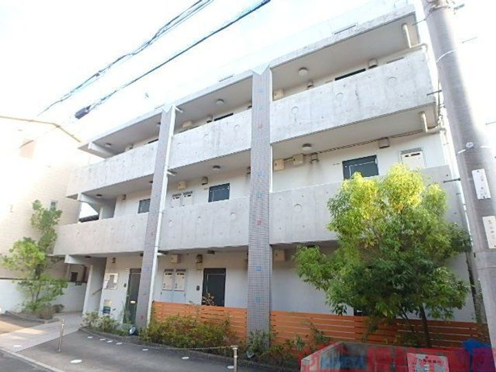 ルミエールＭＯＲＩ 3階建
