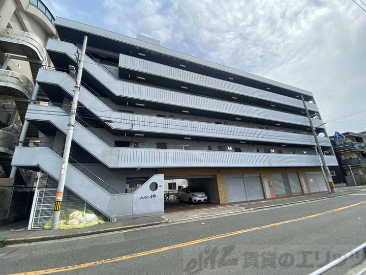 ハイツ小松 5階建