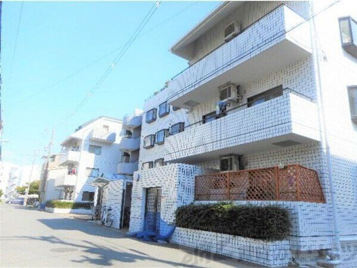 ビラ小松 6階建