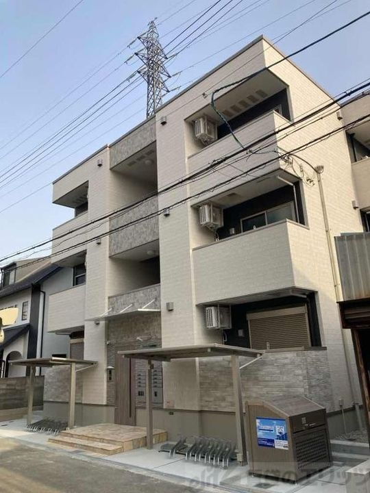 フジパレス井高野駅東 3階建