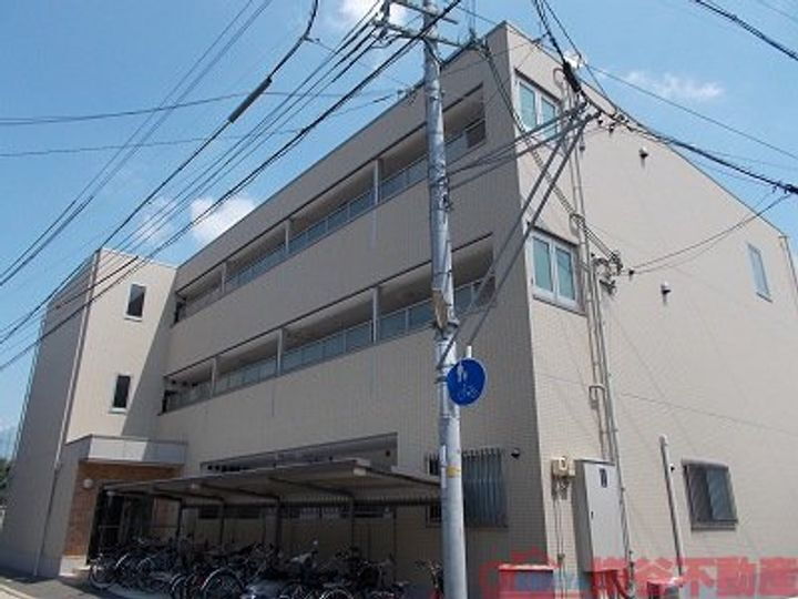 グラン・レスペリー 3階建