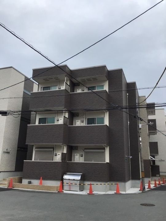 フジパレス下新庄駅東Ⅵ番館 3階建