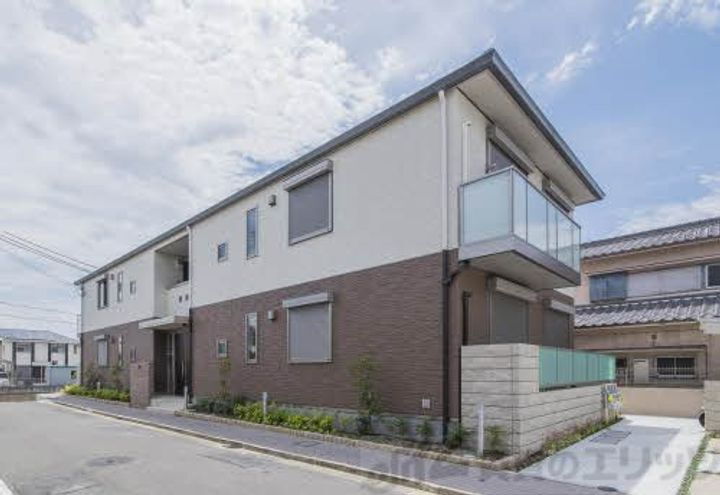 シャーメゾン茨木東雲Ⅰ 2階建