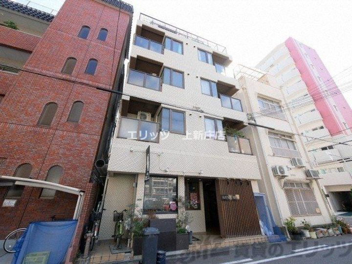 大阪府大阪市北区松ケ枝町４－１２ 賃貸マンション