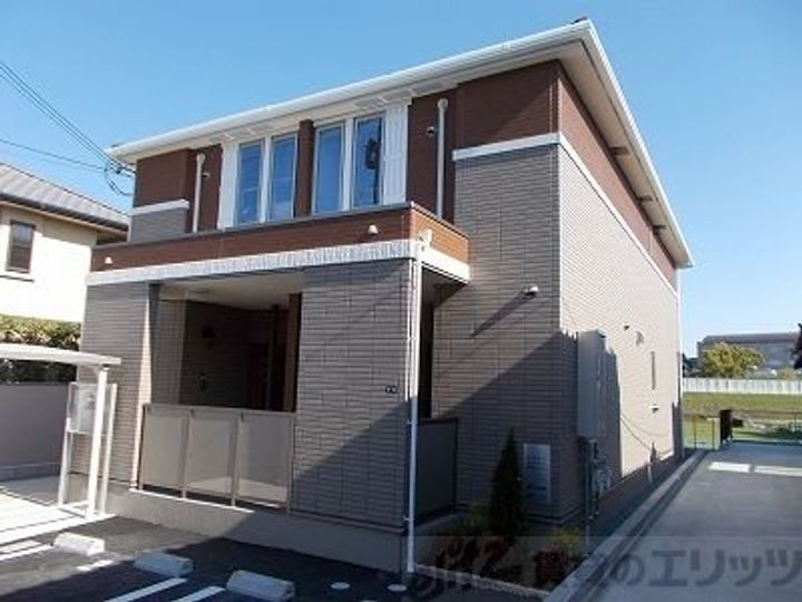 アルドール郡山 2階建