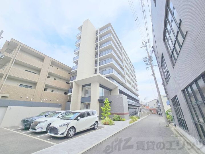 ガーデンクォーツ摂津正雀 9階建