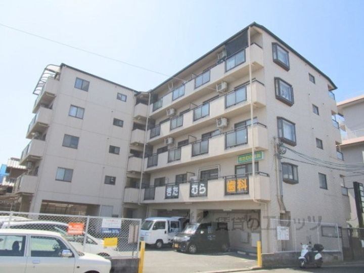 ７３５柳ビル 5階建