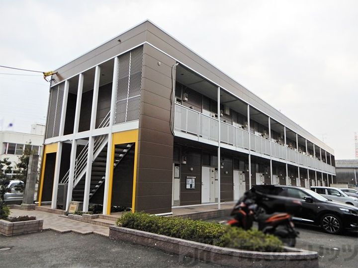 レオパレスＢｏｎｈｅｕｒＩ 2階建