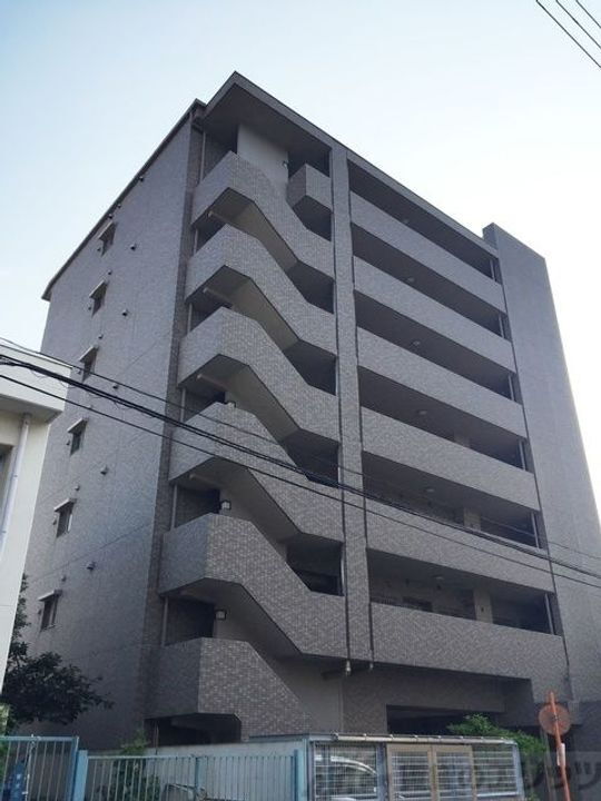 シュワーブ穂波 7階建