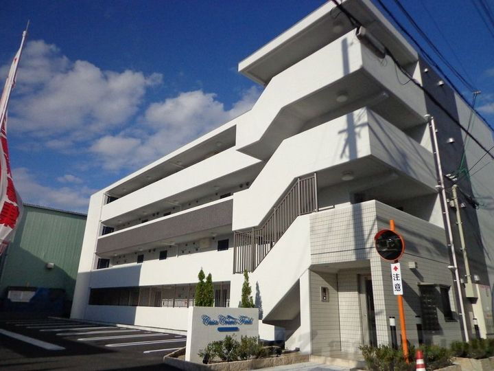 大阪府摂津市鶴野３丁目３－１８ 賃貸マンション